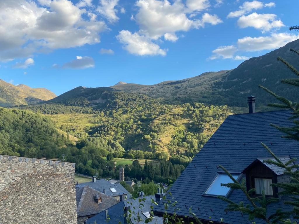 Apartamento Con Terraza Y Vistas Panoramicas En Tauell Luaran gambar